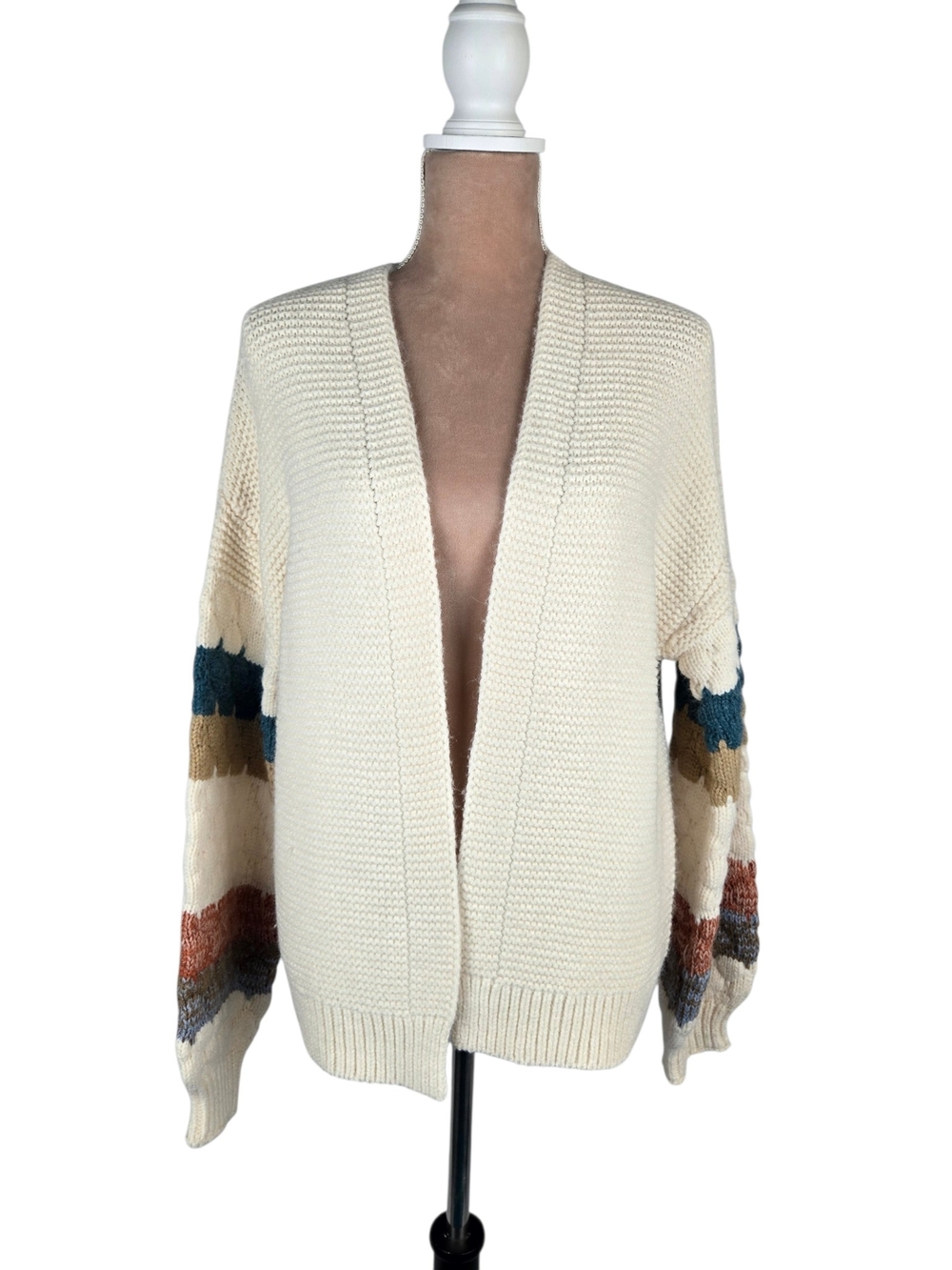 Hem & Thread Open Front Cardigan NWT Chunky Knit Scalloped Sleeve Cream Small
